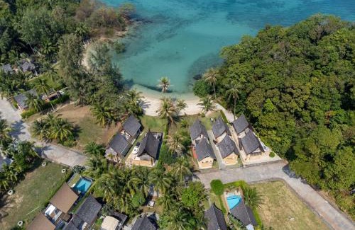 Klong Son Villa | Ocean Half Moon Villa - by KohChangVillas
