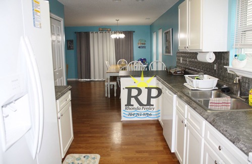 Myrtle Beach House | Ocean Lakes #1025. 4BD/3BA w/golf car &WIFInCopy of licenses is required