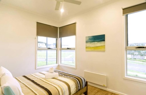 Apollo Bay House | Ocean Loft - Oceanview ~Pet Friendly ~ Free Wifi