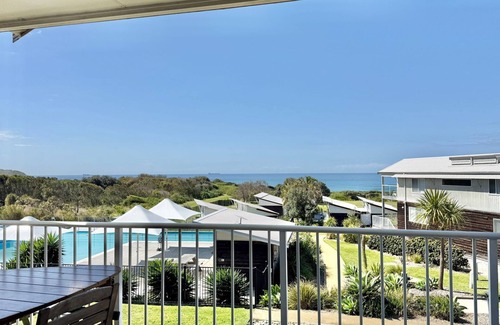 Caves Beach Villa | Ocean Mist at Caves Beach Villas
