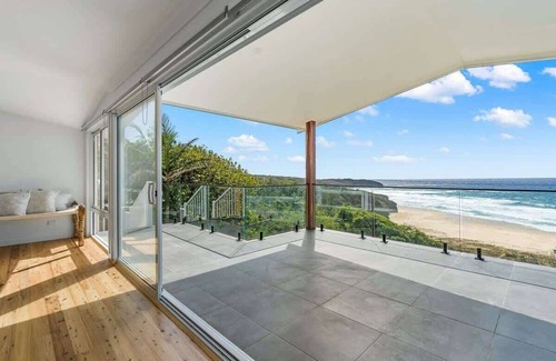 Ulladulla Apartment | Ocean Overlook Summar