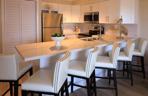 Tavernier Hotel | Ocean Pointe Suites at Key Largo