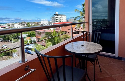 Bahia de la Academia Apartment | Ocean View Balcony Two Bedroom Suite