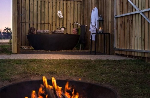 Rules Beach Apartment | Ocean View Beachfront Glamping Tents - Ocean View Beachfront Glamping Tent