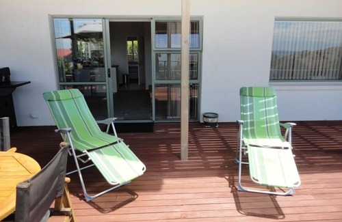 Whitianga Apartment | Ocean View BnB with fantastic sea views