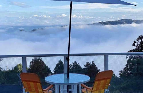 Atami Villa | Ocean view cloud sea hot springs fireworks BBQ large playground equipment photography Atami Tenku