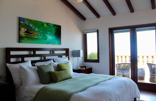 Avalon Villa | Ocean-view Condo W Hot Tub & Golf Cart