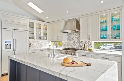 Emerald Bay House | Ocean View, Golf Cart, Elevator, Private, Gated Community, Emerald Bay ⛱🌅