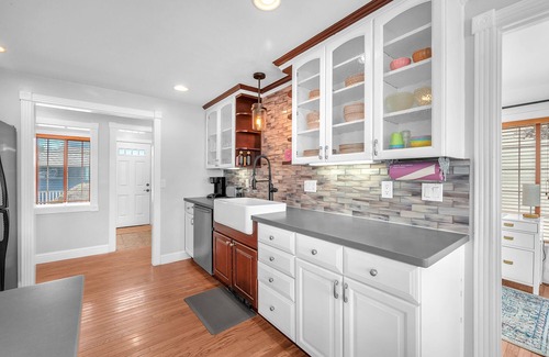 Lincoln City House | Ocean View Haven - Walk to the Beach