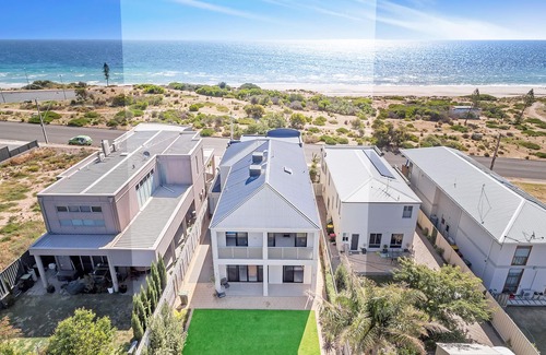 Moana House | Ocean View Moana