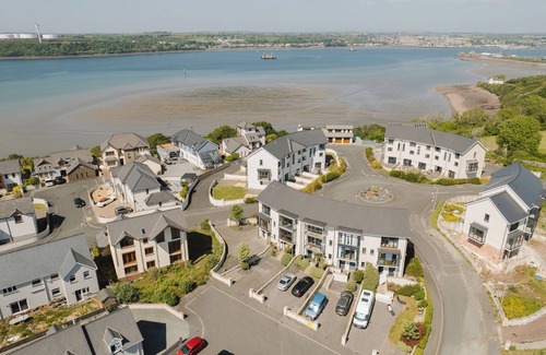 Pembroke Dock House | Ocean View/Pembrokeshire/Petfriendly