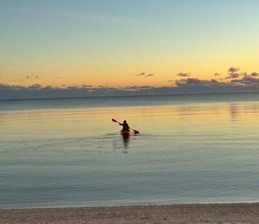 Long Beach Estates Apartment | Ocean View Room at Barnacle Resort