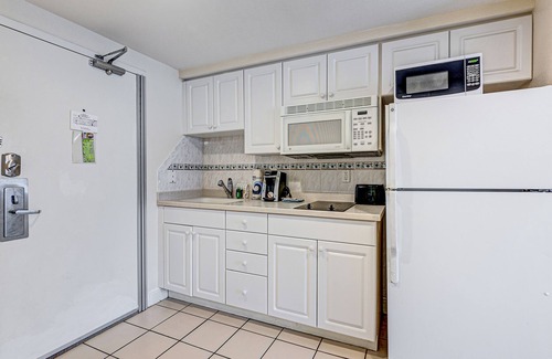 Ortona Park Hotel | Ocean-view studio with kitchenette, fast WiFi & gym