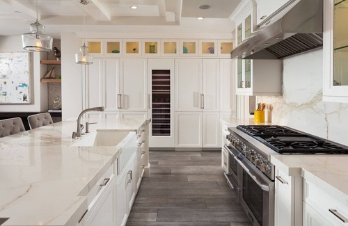 Laguna Beach Villa | Ocean View Villas 4 min walk to the surf and sand