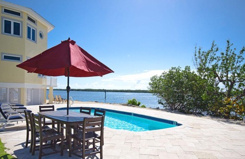Key Largo House | Ocean views from every room .
