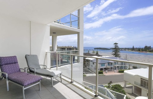 The Entrance Apartment | Ocean Views, Unit 24