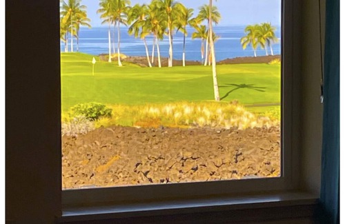 Waikoloa Condo | Ocean views with private restaurant and pool bar. Last minute specials.