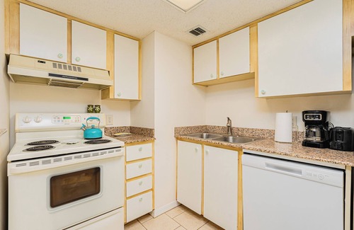 Ormond-by-the-Sea Condo | Ocean Watch Condo Oceanfront #216