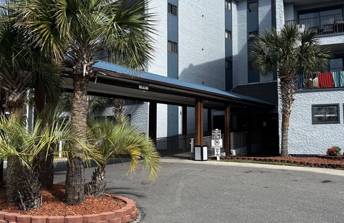 Myrtle Beach Condo | OCEANFRONT 1st floor unit! Steps away from the beach AND multiple pools!