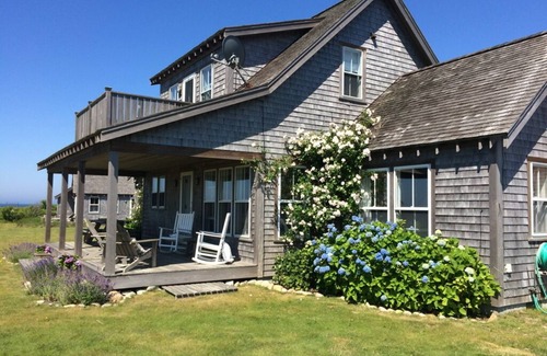 Nantucket House | Oceanfront 4BR Home and 2BR Cottage with Spectacular Water Views and Sunsets!