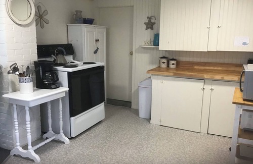 Wells Beach Apartment | Oceanfront apartment. 2 bedrooms. Steps to the beach