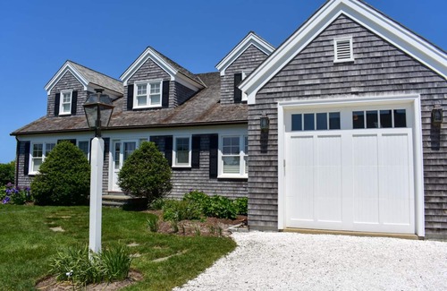 East Dennis House | Oceanfront Bayside home with private beach!
