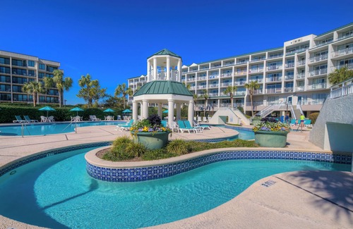 Litchfield by the Sea Condo | Oceanfront condo with beautiful views and pool access located in Litchfield By the Sea.