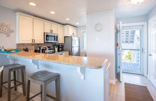 Kure Beach Condo | Oceanfront Condo with 3+ Pools - Ocean Dunes 205