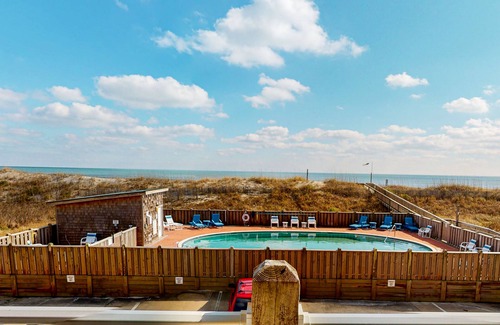 Hatteras Condo | Oceanfront, dog-friendly condo with ocean view, central AC & WiFi