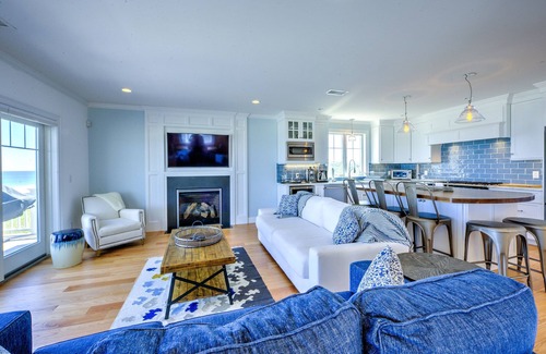East Sandwich House | OCEANFRONT! Fabulous new construction with Central AC at East Sandwich Beach
