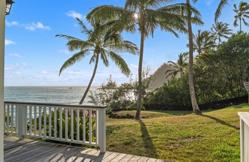 Hana House | Oceanfront Hana Bay Beach Cottage. 5-Minute Walk to Hana town & beaches!