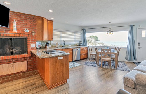 Pacific Grove House | Oceanfront Home with Spectacular Views on Monterey Bay.