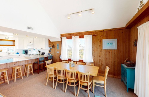 Avon House | Oceanfront House with Private Hot Tub, Ocean View, Shared Pool, Free WiFi, & A/C