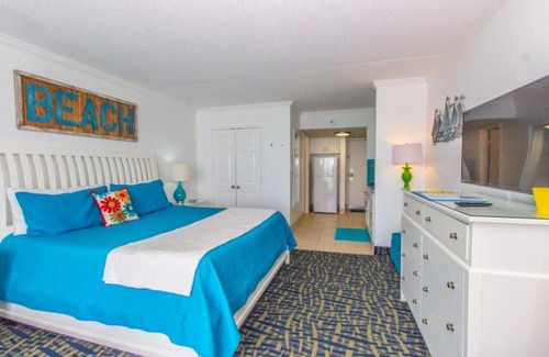 Myrtle Beach House | Oceanfront King Suite Sand Dunes 2433