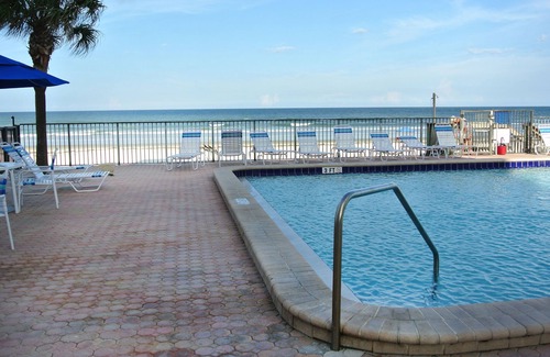 Ponce Inlet Condo | Oceanfront Oasis