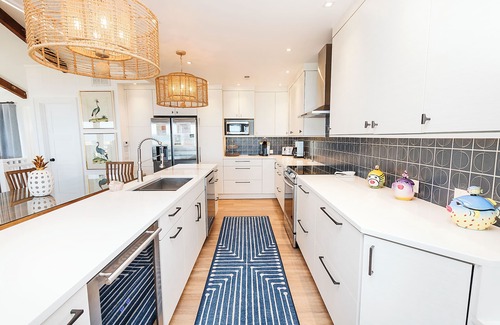 Duck House | OCEANFRONT, Ocean Views, Sun Decks, Close to Beach Access, SA112, The SandBar
