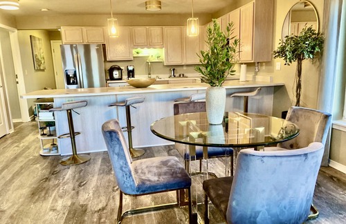Long Beach Apartment | Oceanfront Panoramic Views, KING Bed, Two Masters!