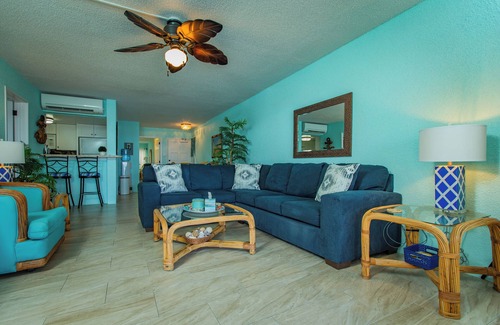 Bouvet Island Condo | Oceanfront Paradise: 2-bedroom Condo with AC in Charming St Croix