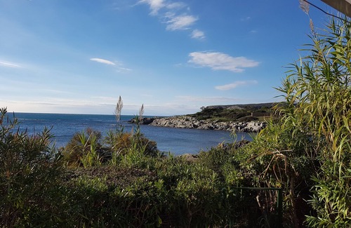Cadaques Apartment | oceanfront paradise
