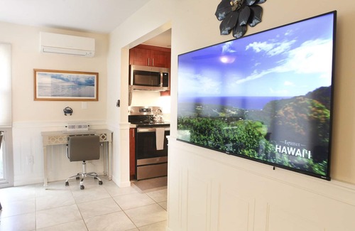 Kihei Condo | OCEANFRONT RESORT- Gorgeous 1Bed/1 Bath -Kihei Sands Beachfront Condo-A12