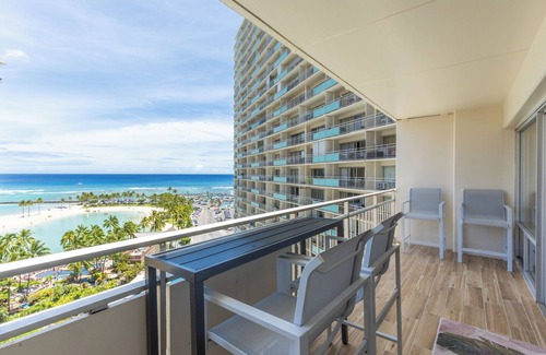 Waikiki Condo | Oceanfront Retreat at the Ilikai! Your island escape await!