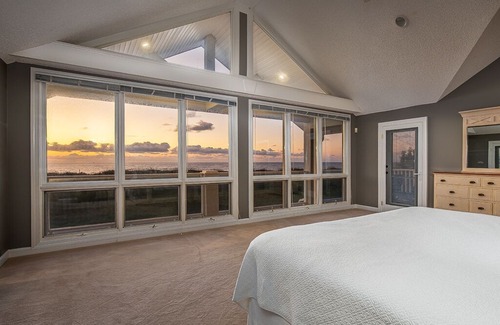 Savannah Beach House | Oceanfront, Spacious, Spectacular Views from porches
