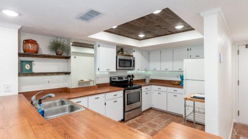 Ormond-by-the-Sea House | Oceanfront spectacular views with direct beach and pool access!