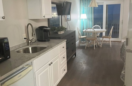 Hampton Condo | OCEANFRONT steps to the beach, private balcony w/fantastic views! Book now