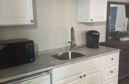Hampton Condo | OCEANFRONT steps to the beach, private balcony w/fantastic views! Book now