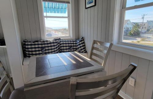 Atlantic Beach Apartment | Oceanfront Townhouse steps to the Beach