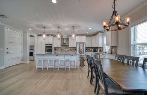 Indian Rocks Beach House | ♥ OCEANFRONT VIEW ♥ BEACHFRONT CONDO ♥ NEW ♥ U2 ♥