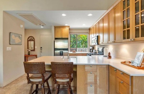Wailea Condo | OCEANFRONT WAILEA EKAHI VILLAGE CHARMING GORGEOUS CONDO! BEST LOCATION ON MAUI!