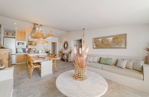 Chayofa Ski Chalet | Oceania villa, 2 bed/2 bath, jacuzzi & garden and sea view