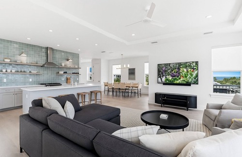 St. Augustine House | Oceans 11–Huge Ocean Views, Pool & Steps to Beach